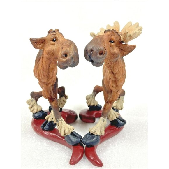 Big Sky Carvers Phyllis Driscoll Romeo Juliet Moose Resin Cake Topper Figurines - Picture 1 of 12
